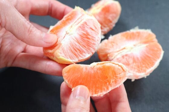 オレンジを房に分ける