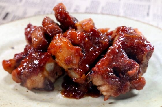 スペアリブのマーマレード焼き｜フライパンで簡単！甘辛だれが絡む人気レシピ