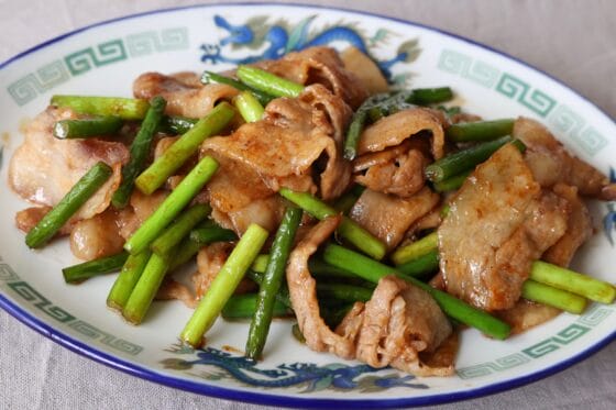 シャキッと甘辛！にんにくの芽と豚肉炒め