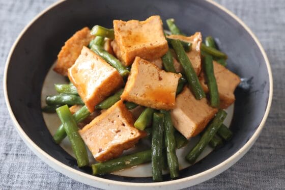 いんげんと厚揚げの煮物｜だしが染みる簡単レシピ