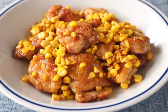 とうもろこしと鶏肉のバター醤油炒め。ご飯がすすむ簡単おかず