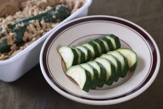 ズッキーニのぬか漬けの作り方｜下ごしらえと漬け時間のコツ