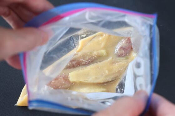 一晩漬けたみょうがの味噌漬け