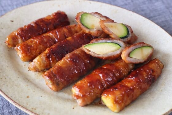 ズッキーニの肉巻き｜甘辛だれでご飯が進む簡単レシピ