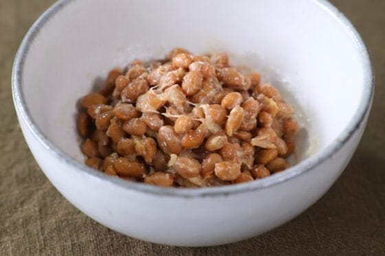 味噌納豆のレシピ。たれなしでコク旨！混ぜるだけで簡単