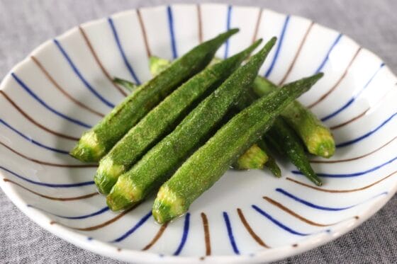 オクラの素揚げレシピ！下処理と揚げ時間、美味しく作るコツ