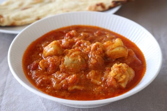 チキンカレーのレシピ。スパイスで作る本格インドカレー