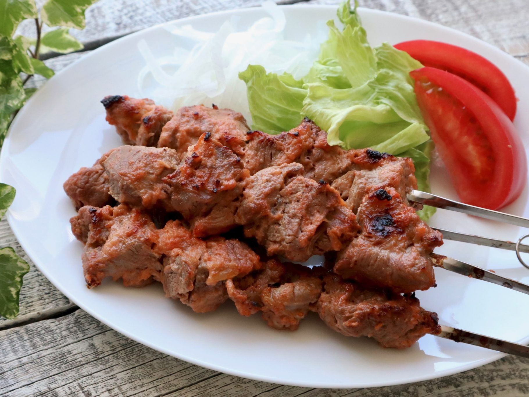 シシカバブの本格レシピ！トルコの人気肉料理、ケバブの作り方と食べ方