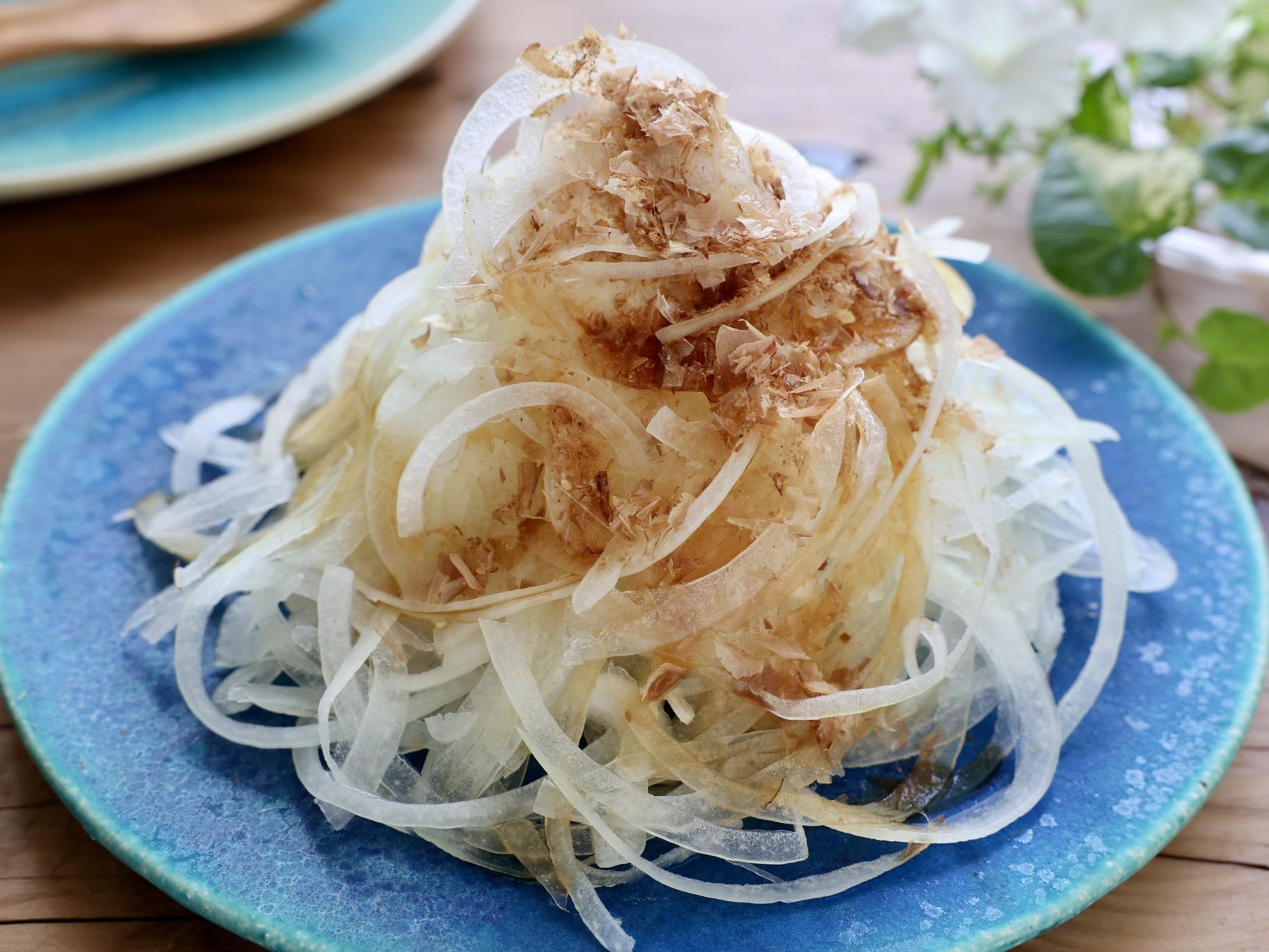 新 玉ねぎ の サラダ
