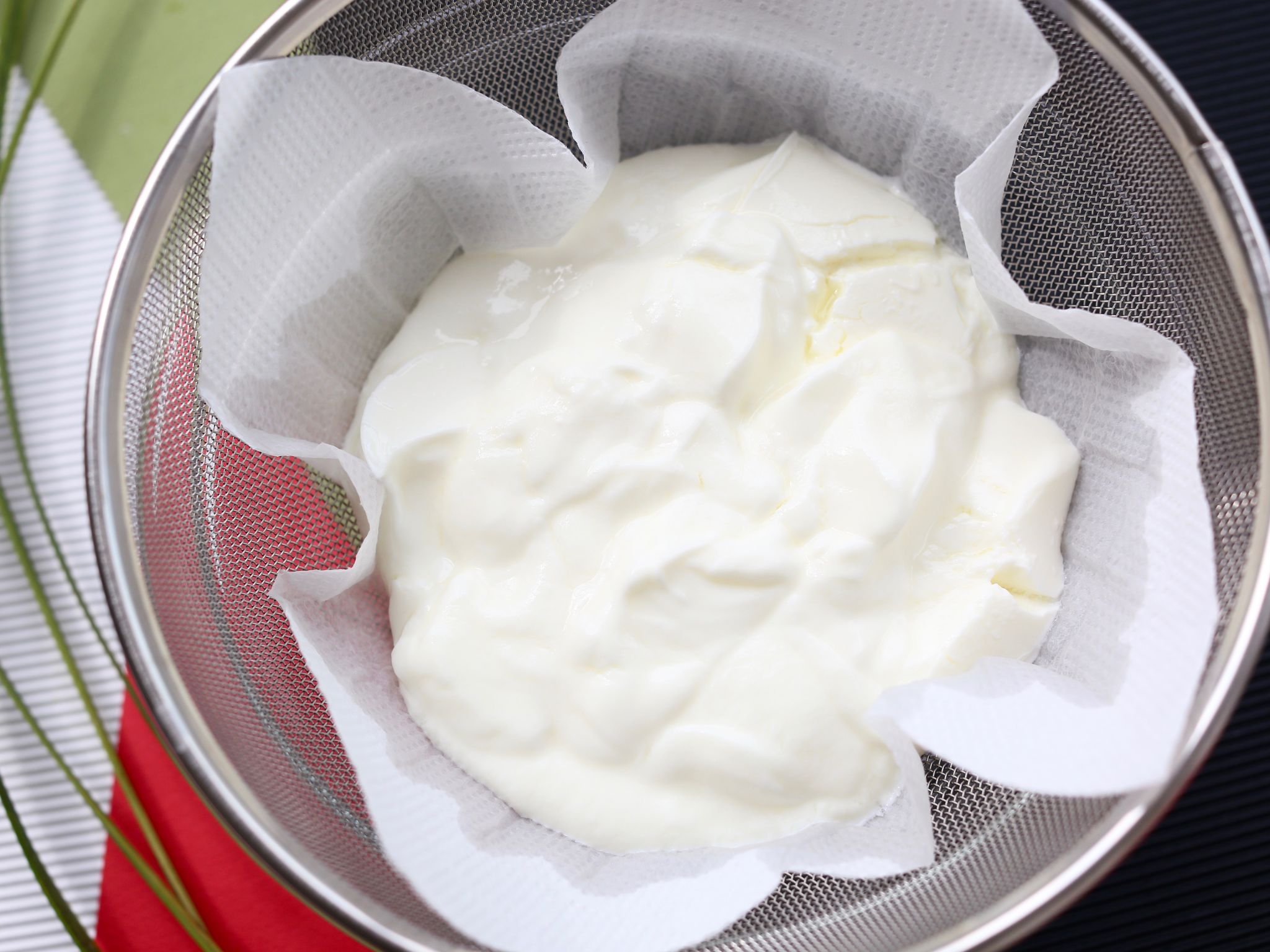 水切りヨーグルトの作り方 水切りする方法2パターンとおすすめレシピ やまでら くみこ のレシピ