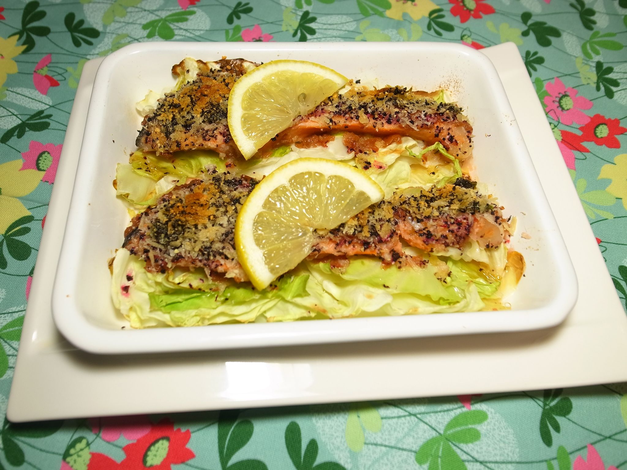 さっぱり旨い 塩鮭の梅干しバター焼きのレシピ 赤しそを加えて風味up やまでら くみこ のレシピ