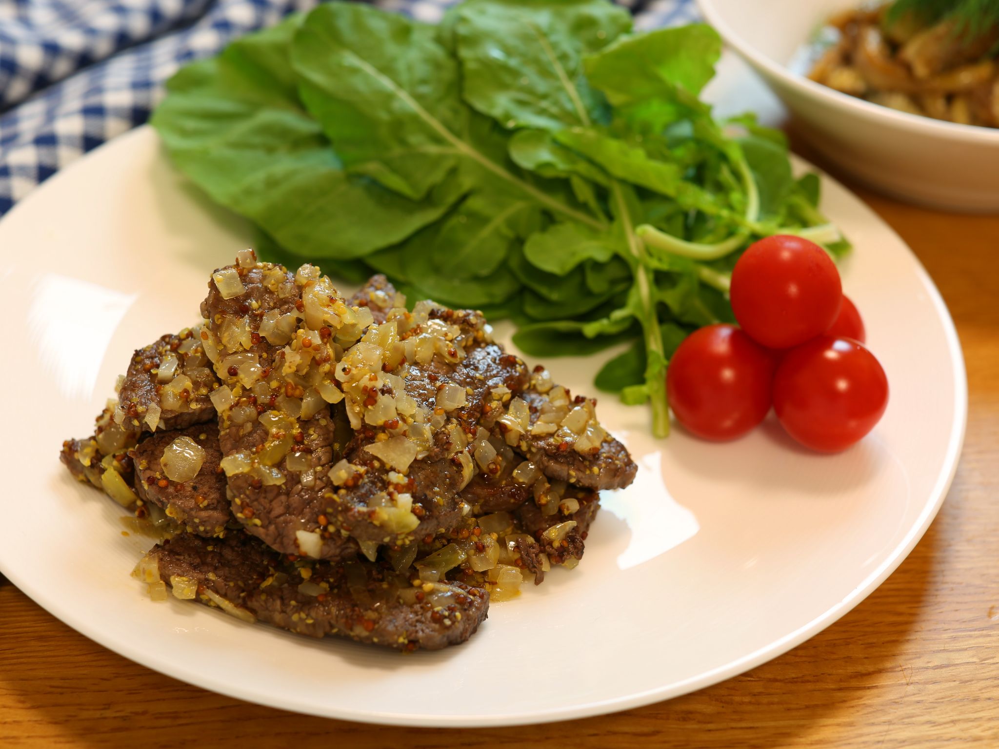 牛カルビ炒めのレシピ 玉ねぎを使ったおつまみ 焼き方も解説 やまでら くみこ のレシピ