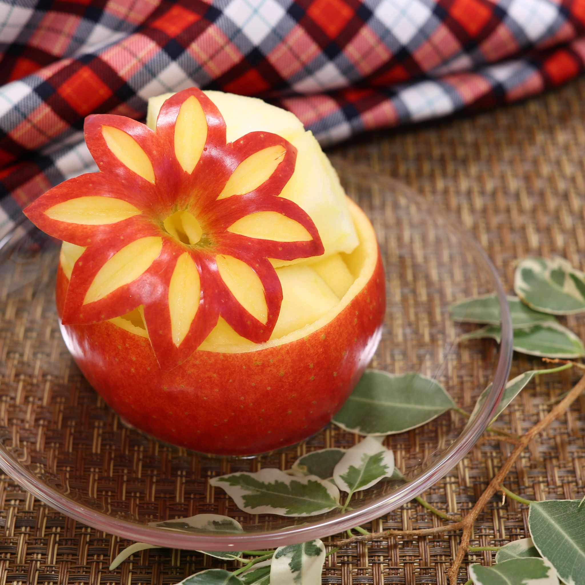 りんごの飾り切り プロがすすめるフルーツカット やまでら くみこ のレシピ