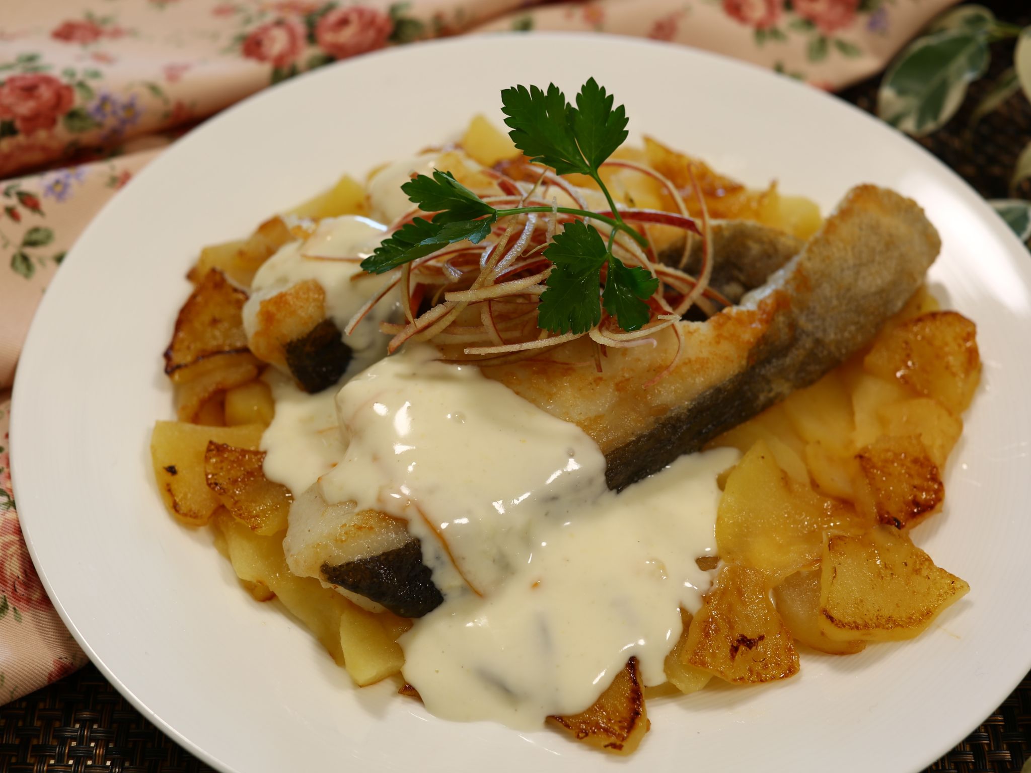 たらのムニエルのレシピ シャ乱q はたけさんの鱈とリンゴのソテー やまでら くみこ のレシピ