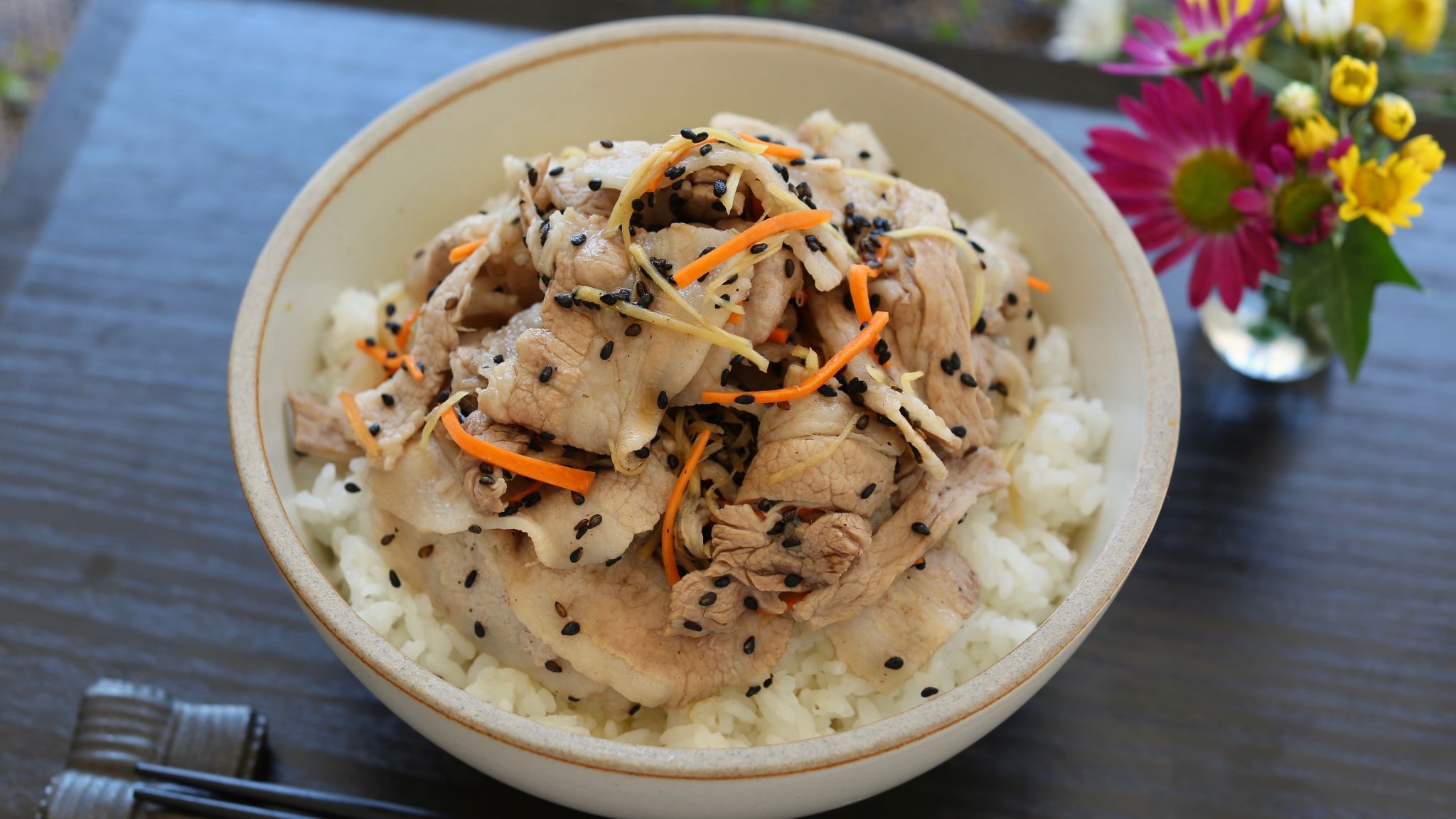 豚丼の簡単レシピ ミシュランシェフの豚しゃぶ丼 やまでら くみこ のレシピ