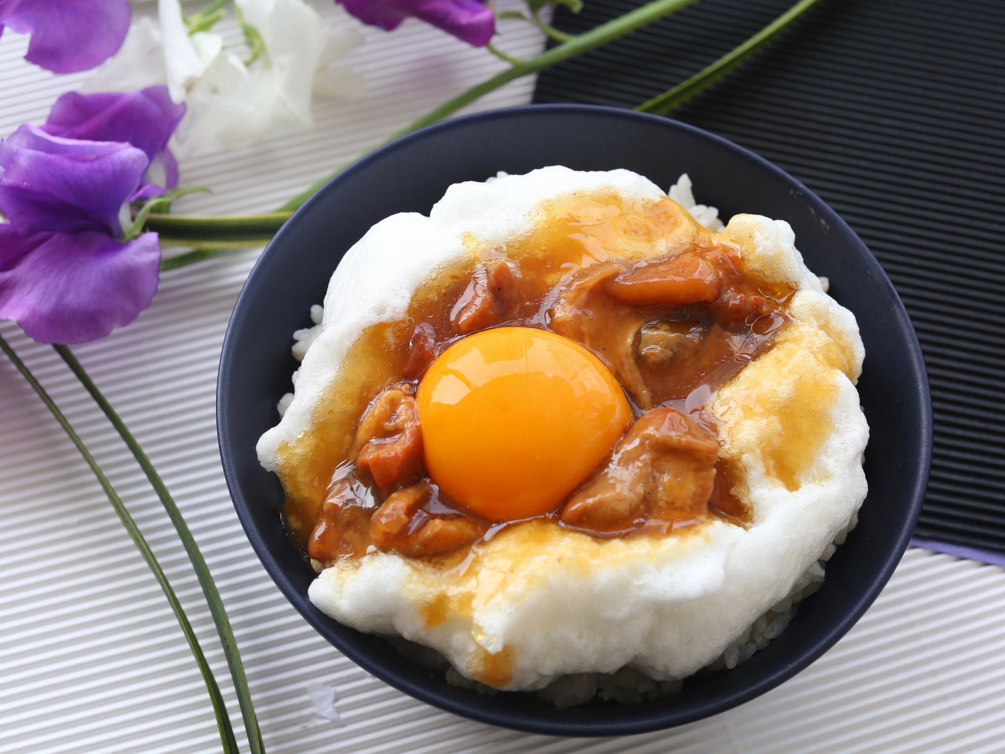 焼き鳥の缶詰のアレンジレシピ 春風亭昇太さんの親子丼 やまでら くみこ のレシピ