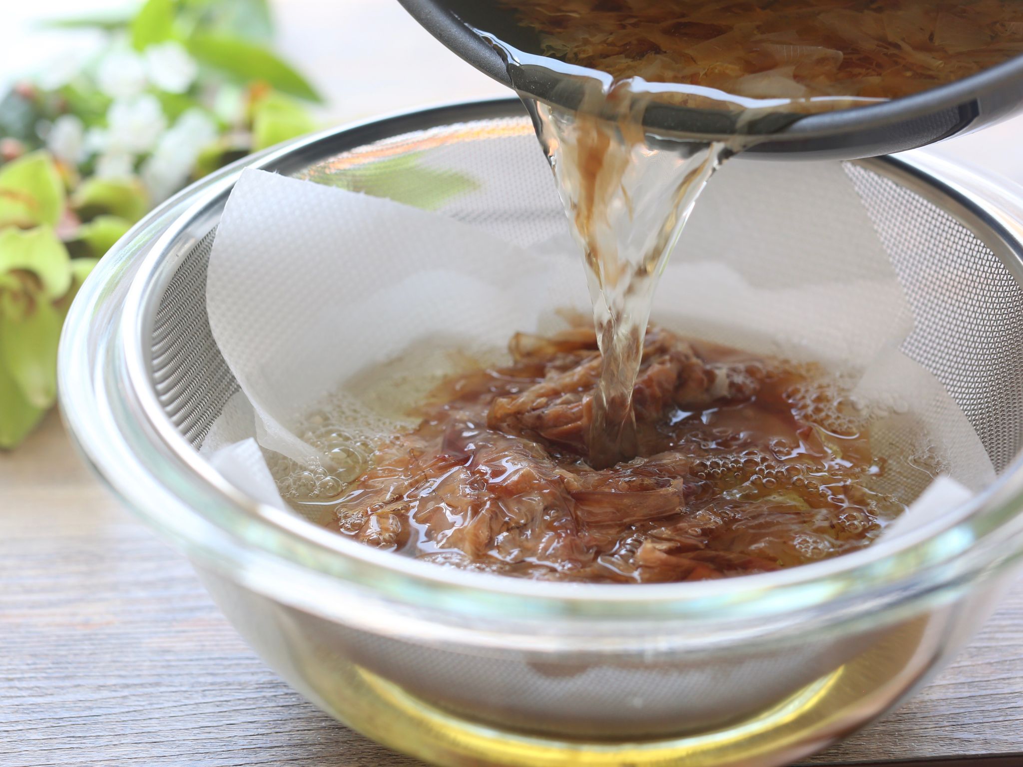 かつおだしの取り方 鍋をつかった鰹出汁の基本レシピ 簡単な作り方 やまでら くみこ のレシピ