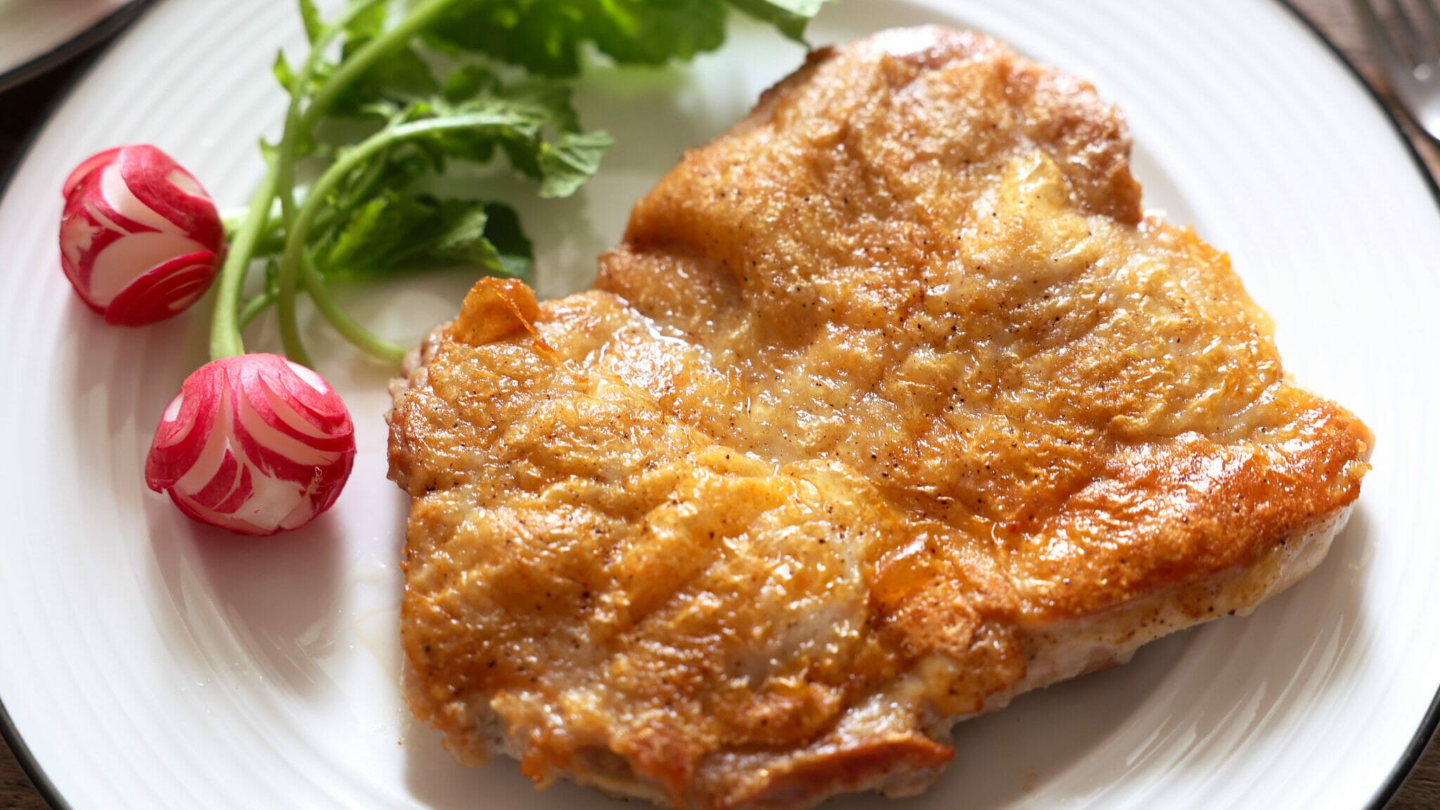 パリパリチキンソテー。鶏肉の焼き方はこれが一番！フライパンレシピ やまでら くみこ のレシピ