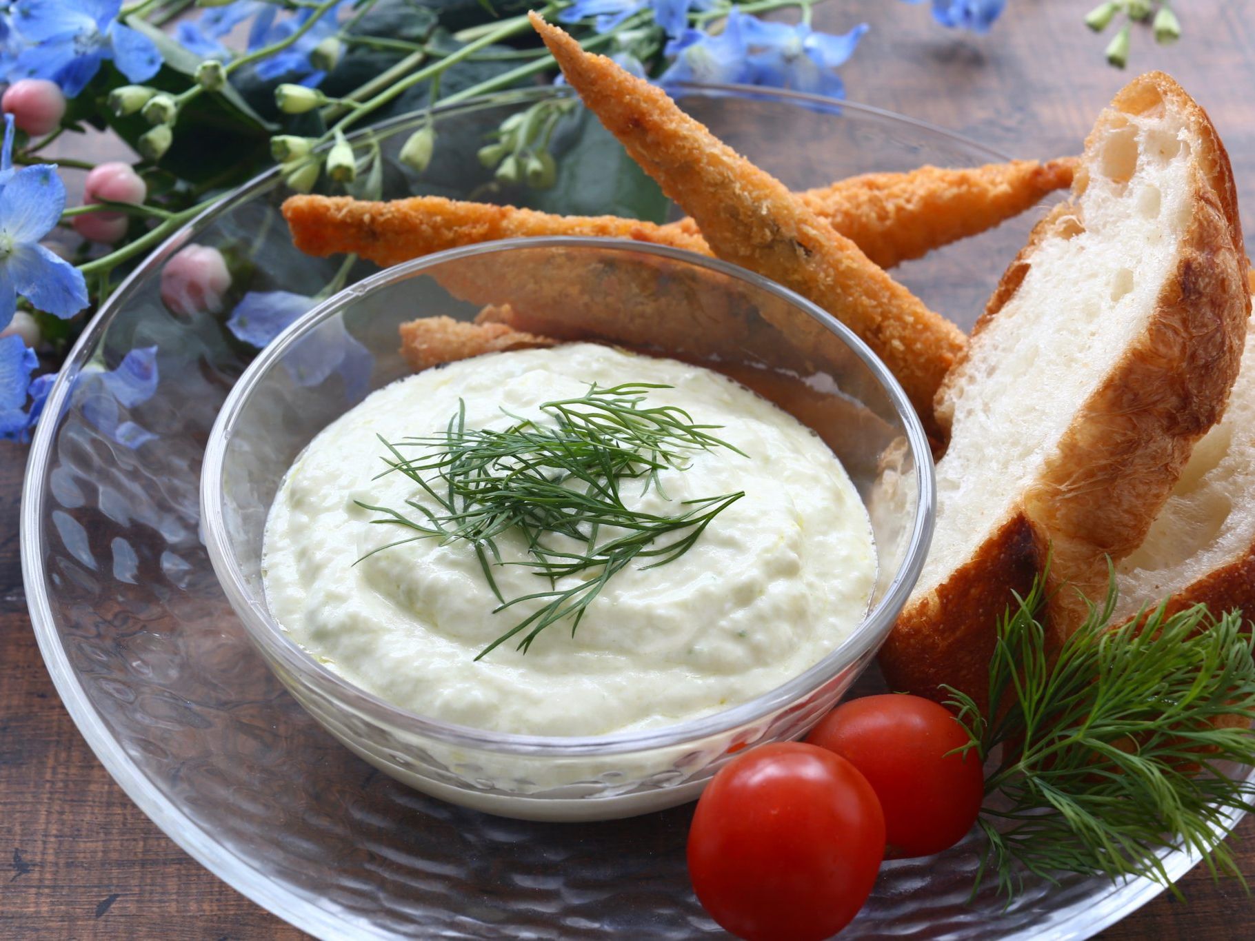 ザジキの作り方と食べ方 ギリシャ料理の定番ソースのレシピを徹底解説 やまでら くみこ のレシピ