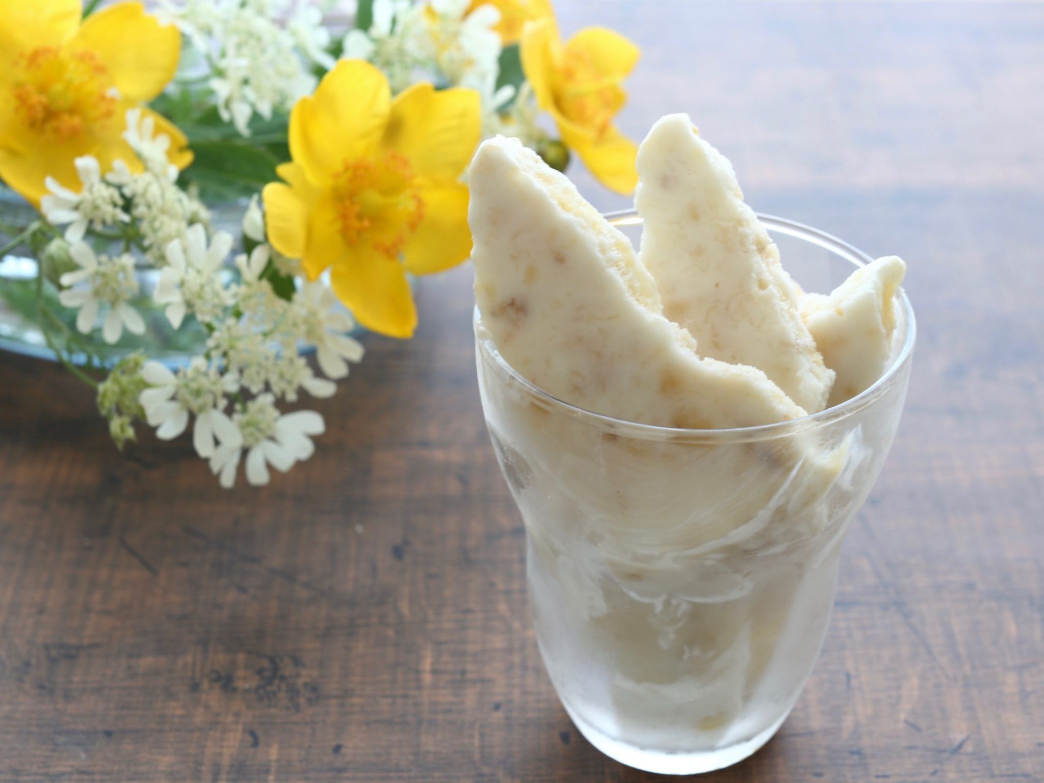 バナナヨーグルトアイスのレシピ 保存袋で簡単 夏のさっぱりおやつ やまでら くみこ のレシピ