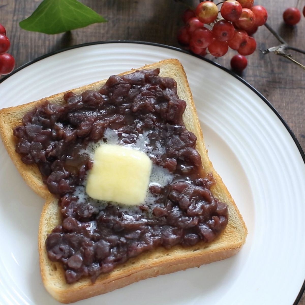 あんこバタートーストのレシピ 食パンにあんことバターは好相性 やまでら くみこ のレシピ