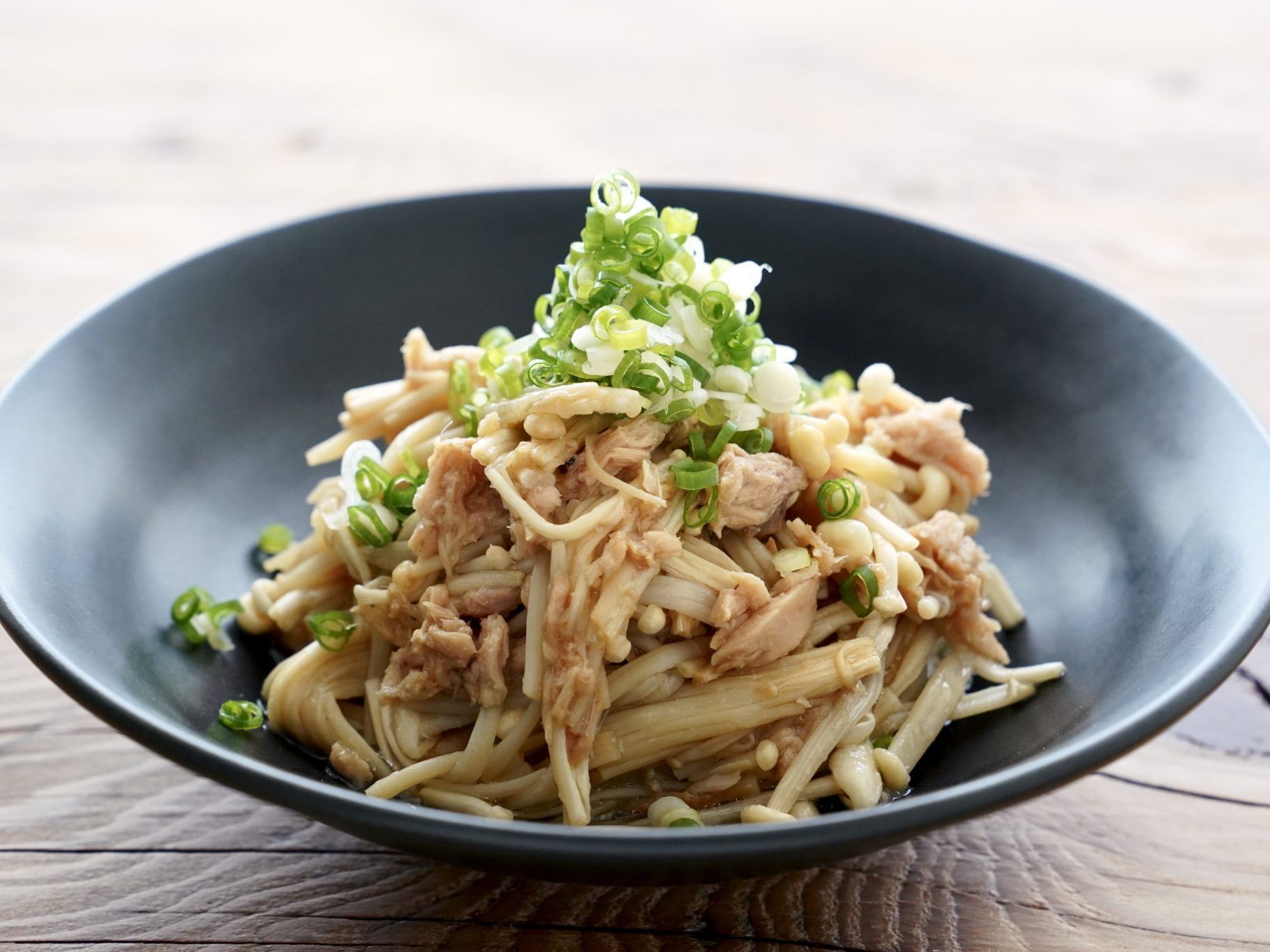 えのきとツナのレシピ レンジで簡単 シーチキンでコク旨和え物 やまでら くみこ のレシピ