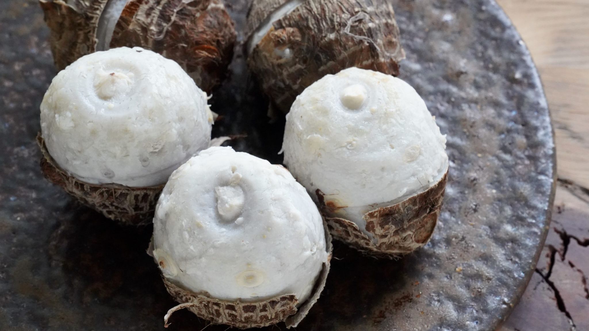 里芋の茹で方と茹で時間 皮付きと皮なしのそれぞれのメリットとやり方 やまでら くみこ のレシピ