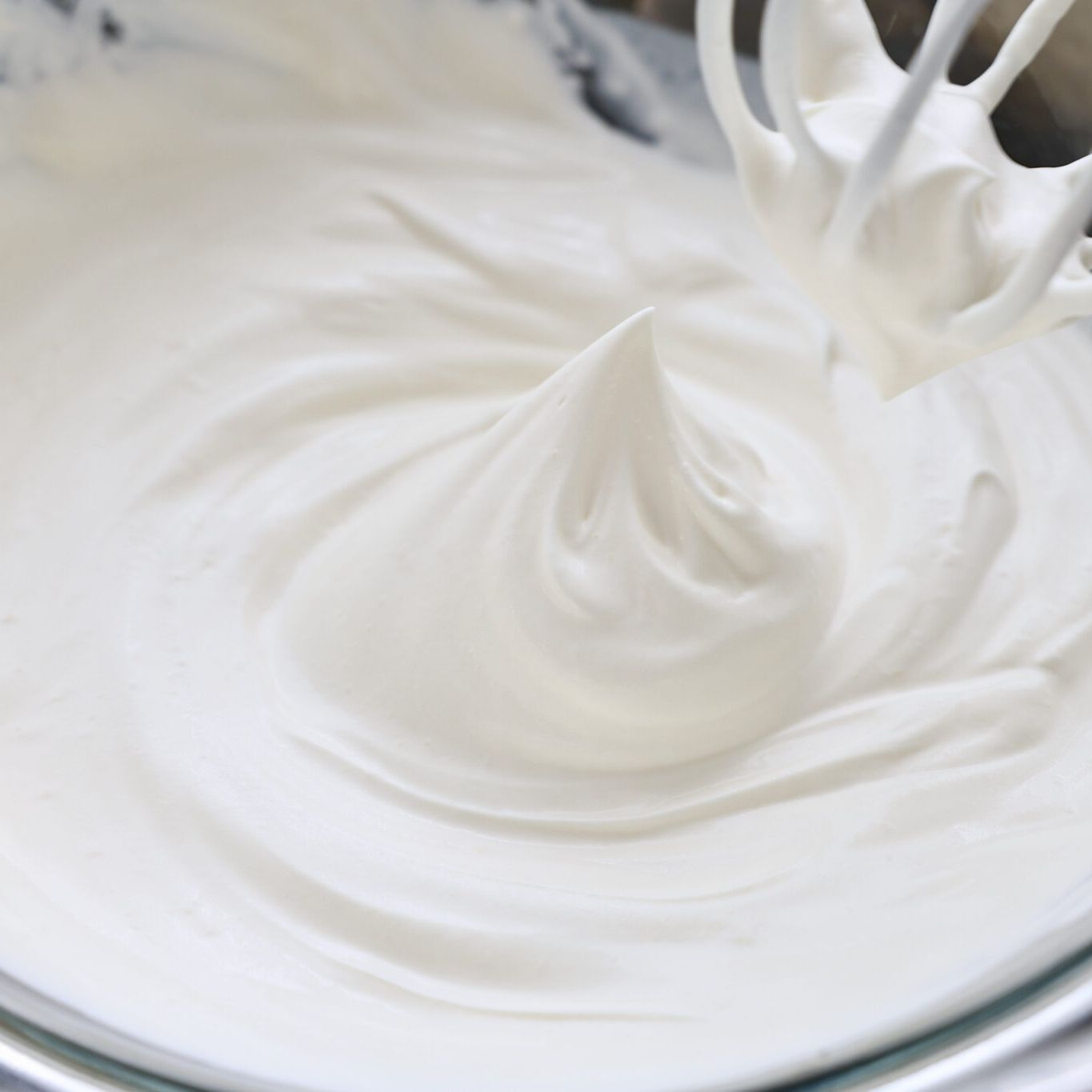 かたさ自由自在 生クリームの泡立て方のコツ 基本の作り方を解説 やまでら くみこ のレシピ