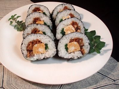 太巻き寿司 のレシピ 具材はシンプルで 甘さ控えめです やまでら くみこ のレシピ